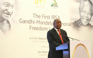 Matamela Cyril Ramaphosa hält am 25. Januar 2019 in Neu-Delhi die erste IBSA Gandhi-Mandela Memorial Freedom Lecture, Bildnachweis: Quelle: YashSD / Shutterstock.com
