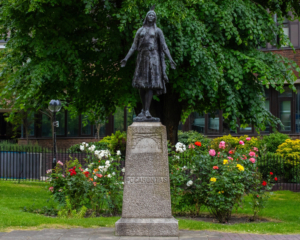 Pocahontas Statute in Gravesend (Kent, Großbritannien), Bildnachweis: chrisdorney / Shutterstock.com