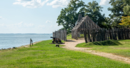Rekonstruktion des Holzforts in der historischen Siedlung Jamestowne, Bildnachweis: Steve Heap/shutterstock.com