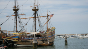 Mayflower II im Hafen von Plymouth, Bildnachweis: Galaneth/shutterstock.com