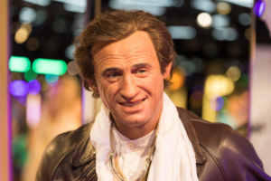 Jean-Paul Belmondo-Wachsfigur im Grevin-Museum in Prag, Bildnachweis: Grey82 / Shutterstock.com