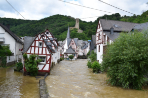 Überschwemmung in Monreal an der Elz, Rheinland-Pfalz vom 15.07.2021, Bildnachweis: M. Volk / Shutterstock.com