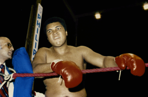 Muhammad Ali beim Training auf Manila, Philippinen (Thrilla in Manila, Ali vs. Joe Frazier), Bildnachweis: Mark Reinstein / Shutterstock.com