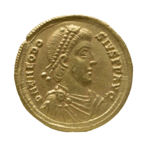 Münze mit Bild von Theodosius I., auch Theodosius der Große genannt, Bildnachweis: Dima Moroz/shutterstock.com