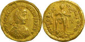 Goldmünze mit Poträt des weströmischen Kaisers Valentinian III., Bildnachweis: Coinstock/shutterstock.com
